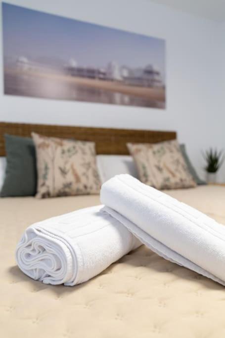 Zurbaran By Gades Gestion Apartman Cádiz Kültér fotó